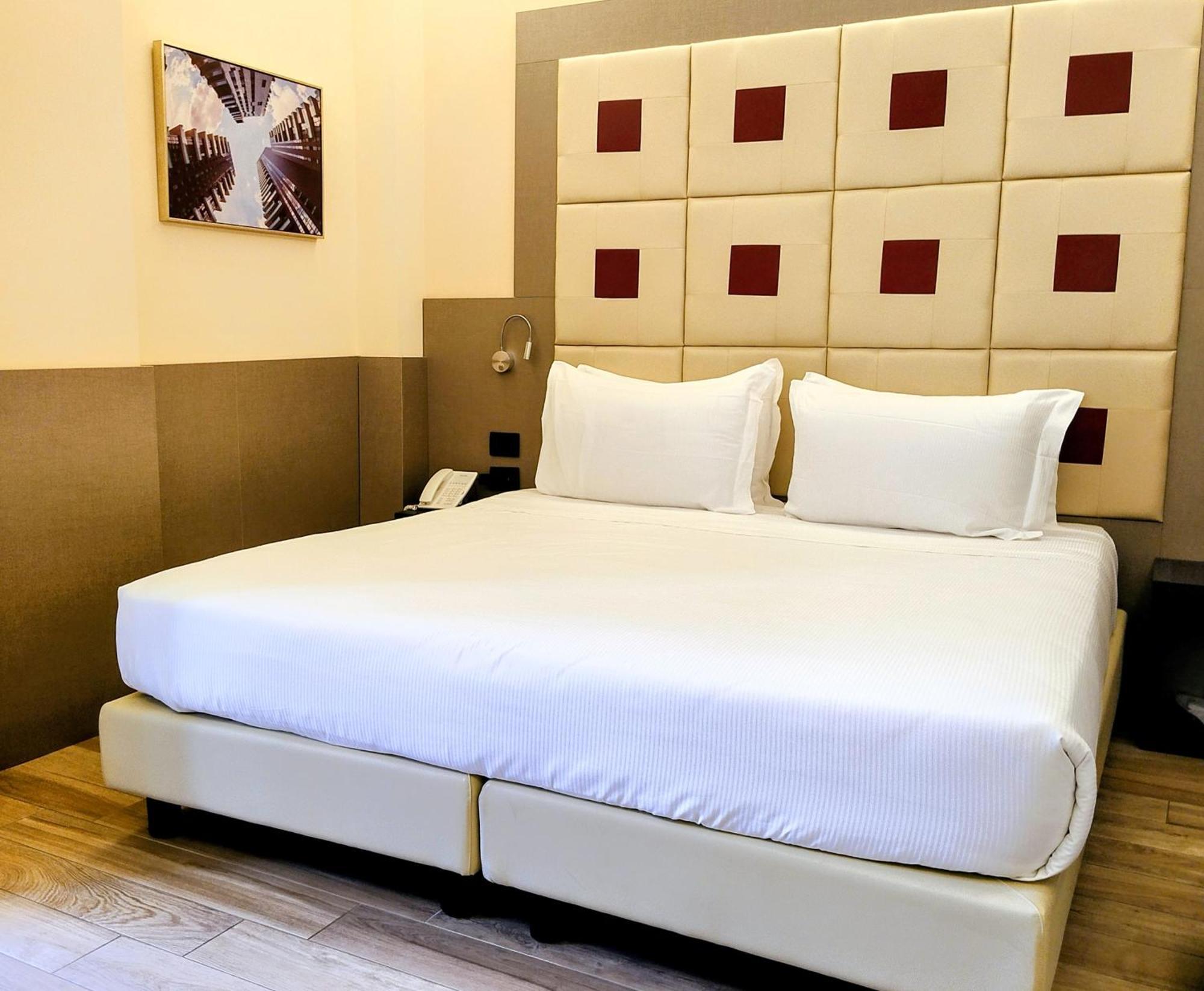 Jr Hotels Bocconi Milano — Photos 3
